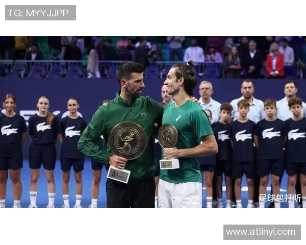 澳网精彩对决德约科维奇与伯蒂奇的巅峰对抗回顾