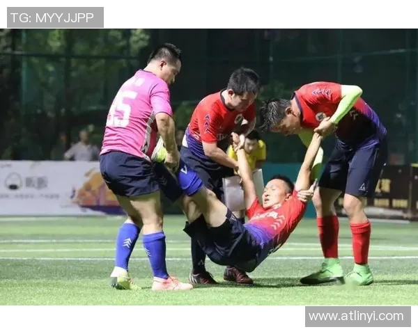 阿粟克斯与年轻人激战正酣比赛结果揭晓引发热议 阿粟克斯与年轻人激战正酣比赛结果揭晓引发热议