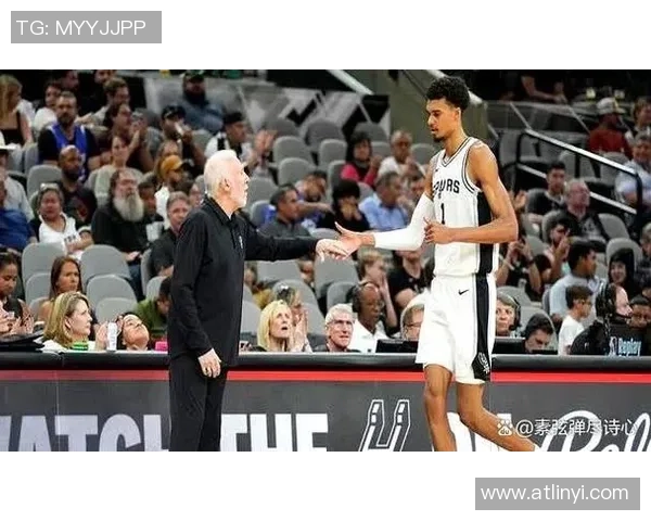 文班亚马遭受左小腿拉伤伤势 估计缺席2-4周